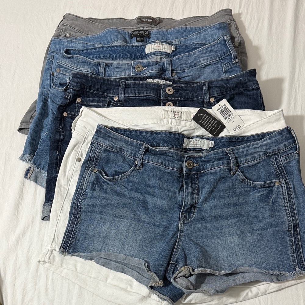 Torrid Women's Jean Shorts - Blue, White, Gray
